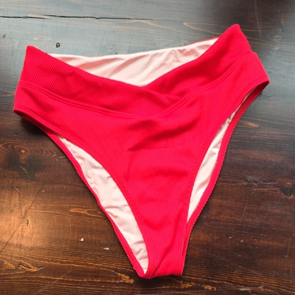 Cupshe Bold Red Bikini Bottom - Picture 1 of 4